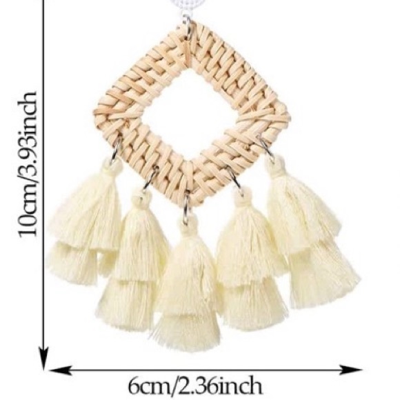 Boho Rattan statement earring - Picture 2 of 6